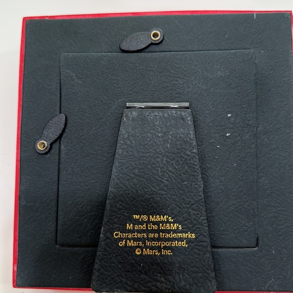 NWOT Welcome to Las Vegas M&M Photo Frame - Picture 2 of 7